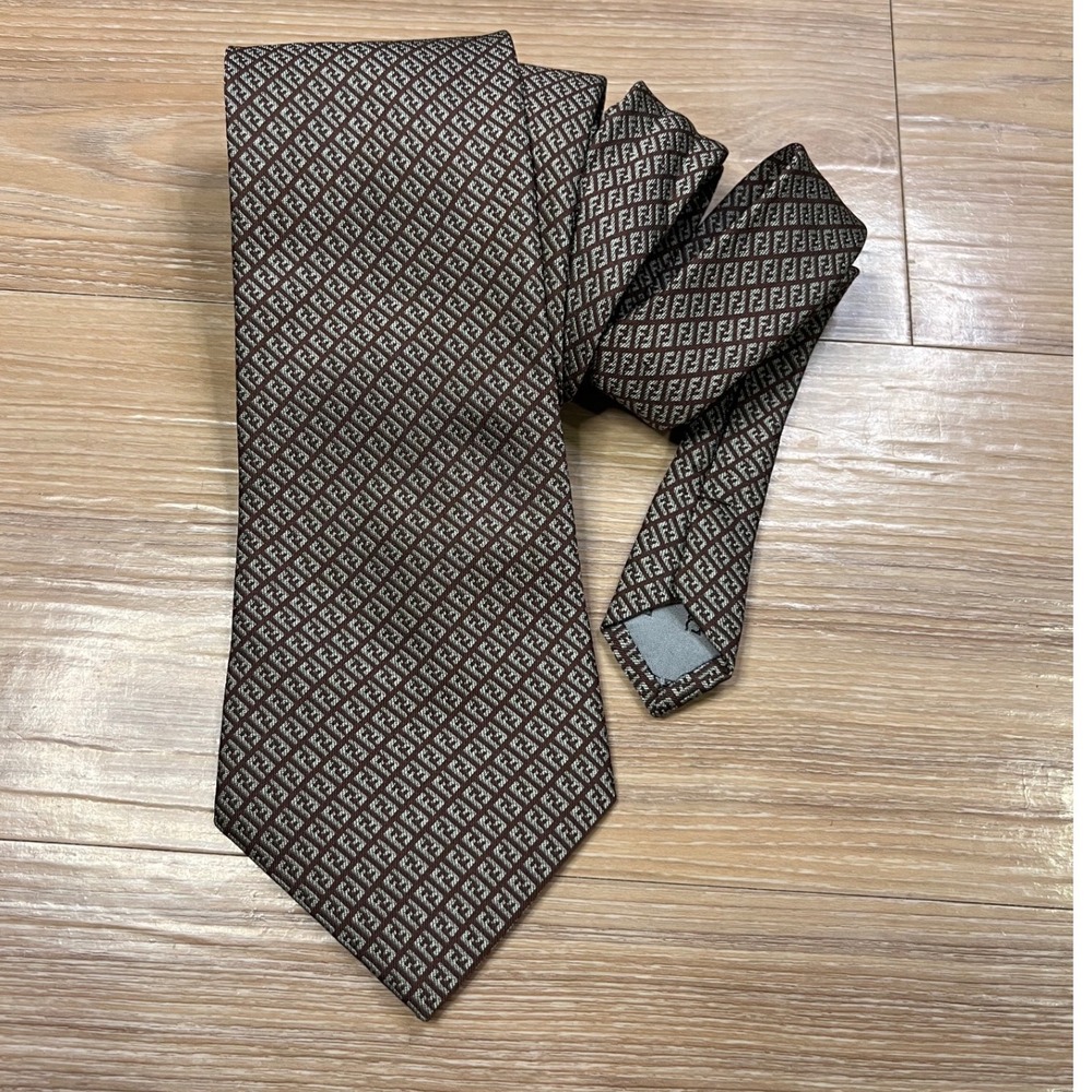 Fendi Mens Silk Necktie FF Zucca Monogram Logo Print Brown Tan 3.75" Width